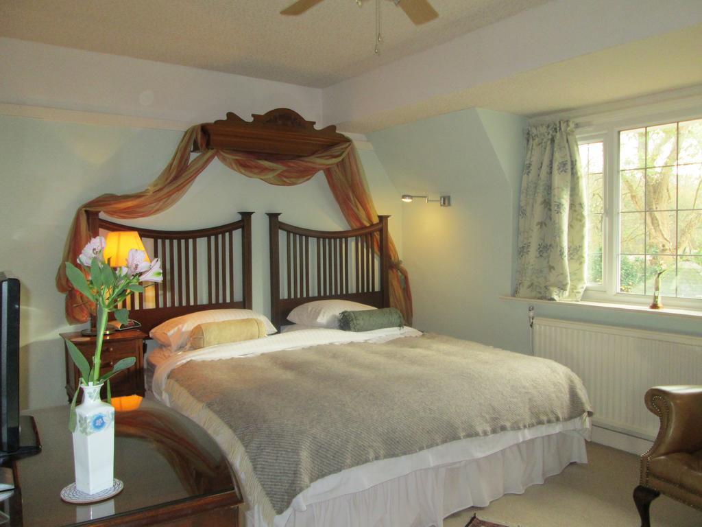 איסט קאוס Crossways House Bed And Breakfast חדר תמונה