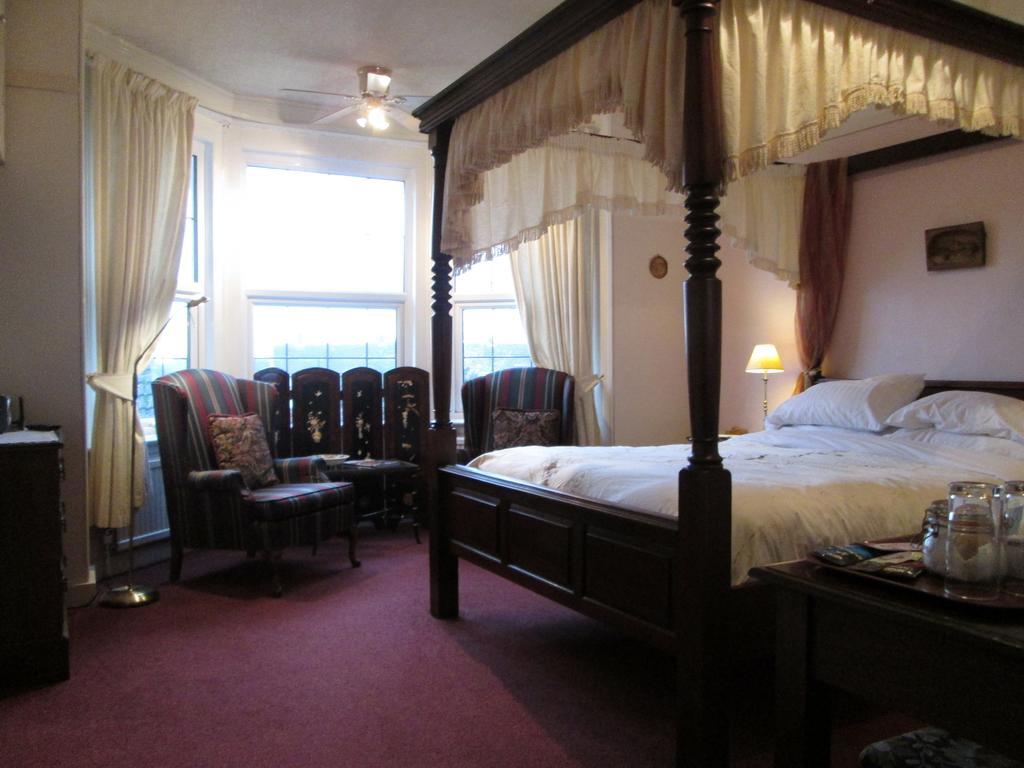 איסט קאוס Crossways House Bed And Breakfast חדר תמונה