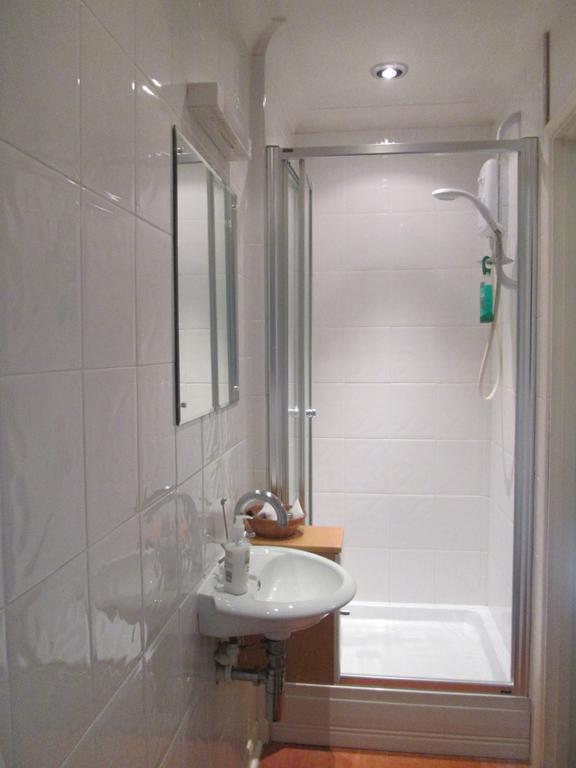 איסט קאוס Crossways House Bed And Breakfast חדר תמונה